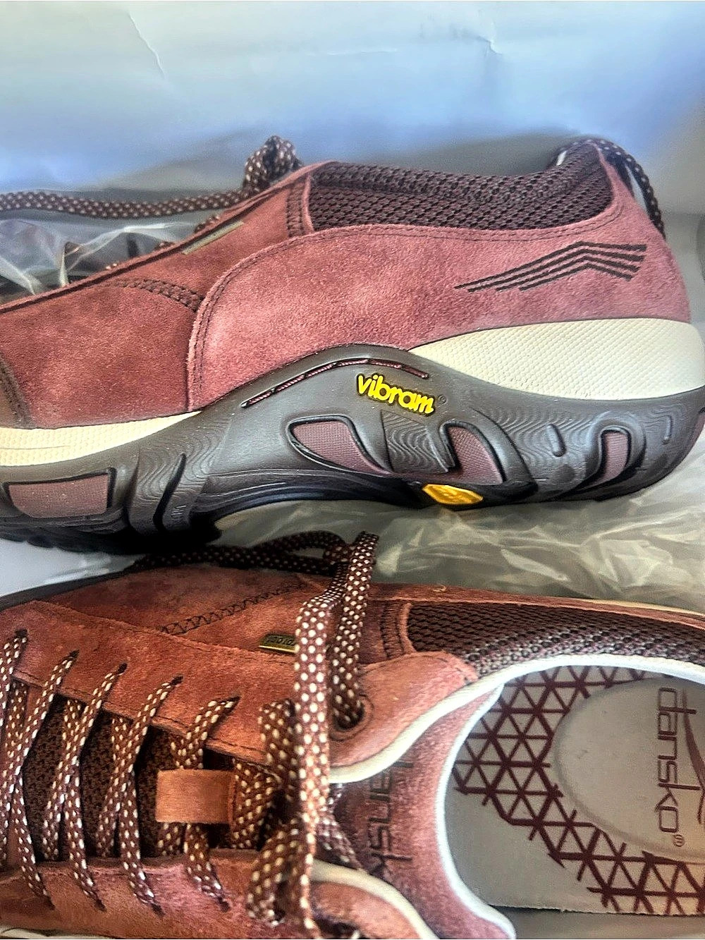 Dansko Paisley Suede Sneakers in Brown & Red US 8.5 NWT